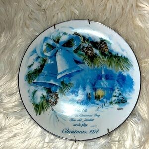 Serving plate. Christmas 1978. Vintage.